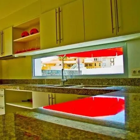 Villa Habitats Del Duque, Tenerife
